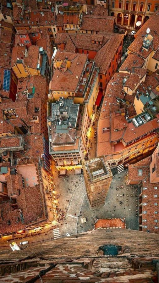 Little Secret Apartment By Wonderful Italy Bolonya Dış mekan fotoğraf