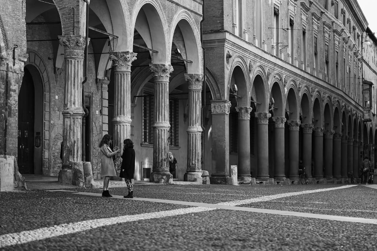Little Secret Apartment By Wonderful Italy Bolonya Dış mekan fotoğraf